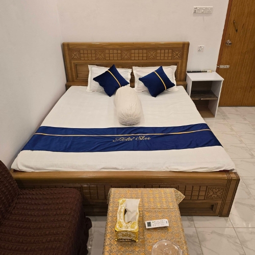 Room Image (2)